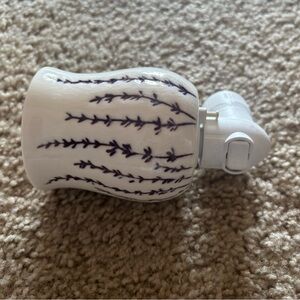 Scentsy Ceramic Plug-In Warmer in White with Purple Vine Design